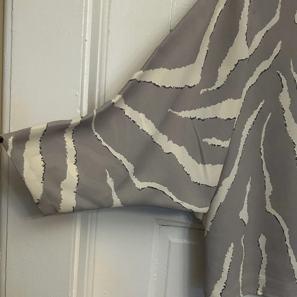 LOFT Zebra Print Blouse in Gray and Cream - Picture 3 of 4